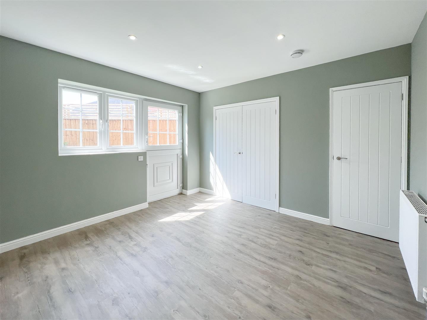 Property Image 666aa282-887b-4331-8e0e-72d3a7cc5161