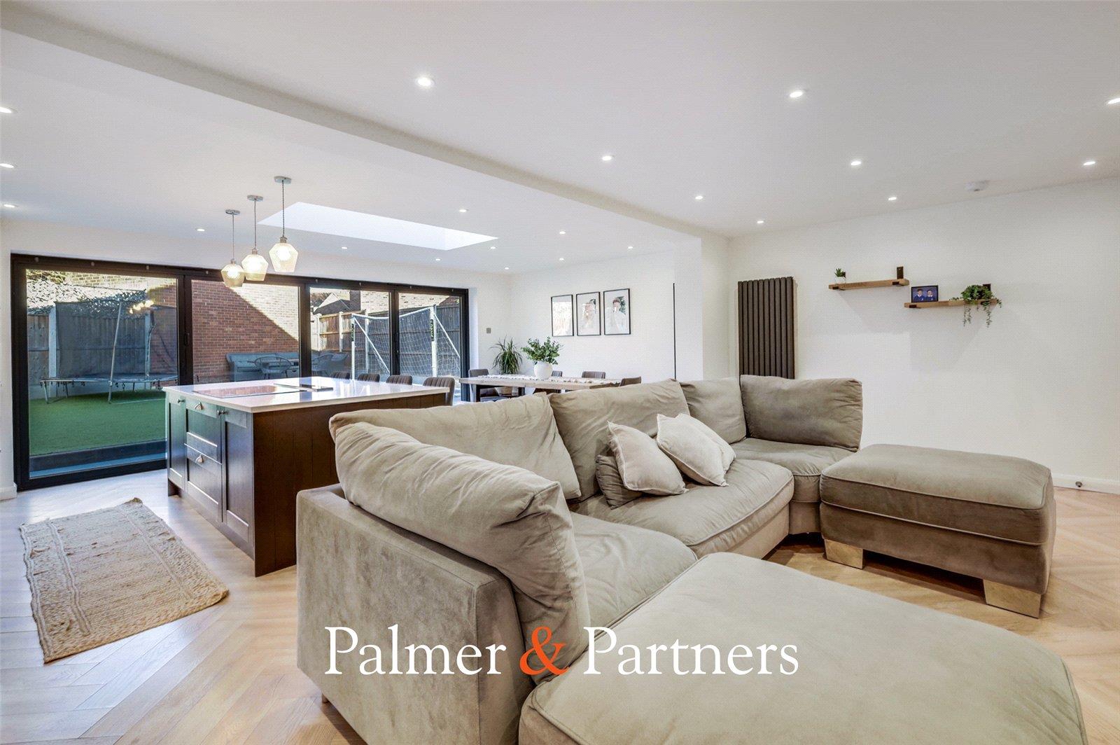 Property Image 666d03cf-bb08-44d3-a523-7eabd6fdbf20