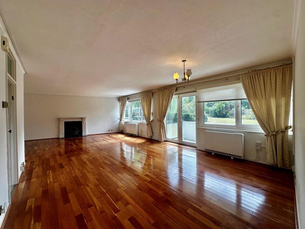 Property Image 66776bc6-f097-42d5-b5c6-71f04e152f3c