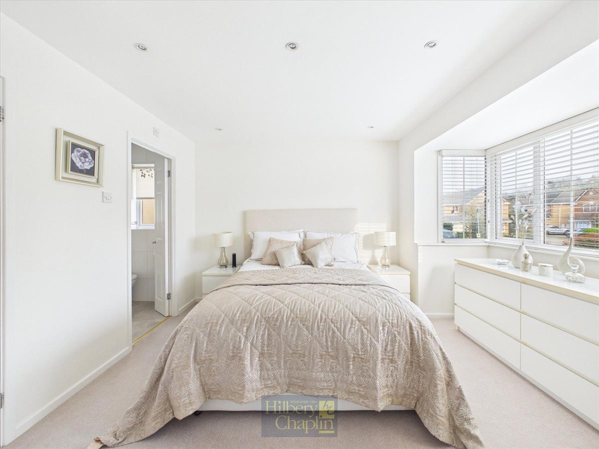 Property Image 667c42b5-f454-4961-bfb8-4ddf1ae37d4f