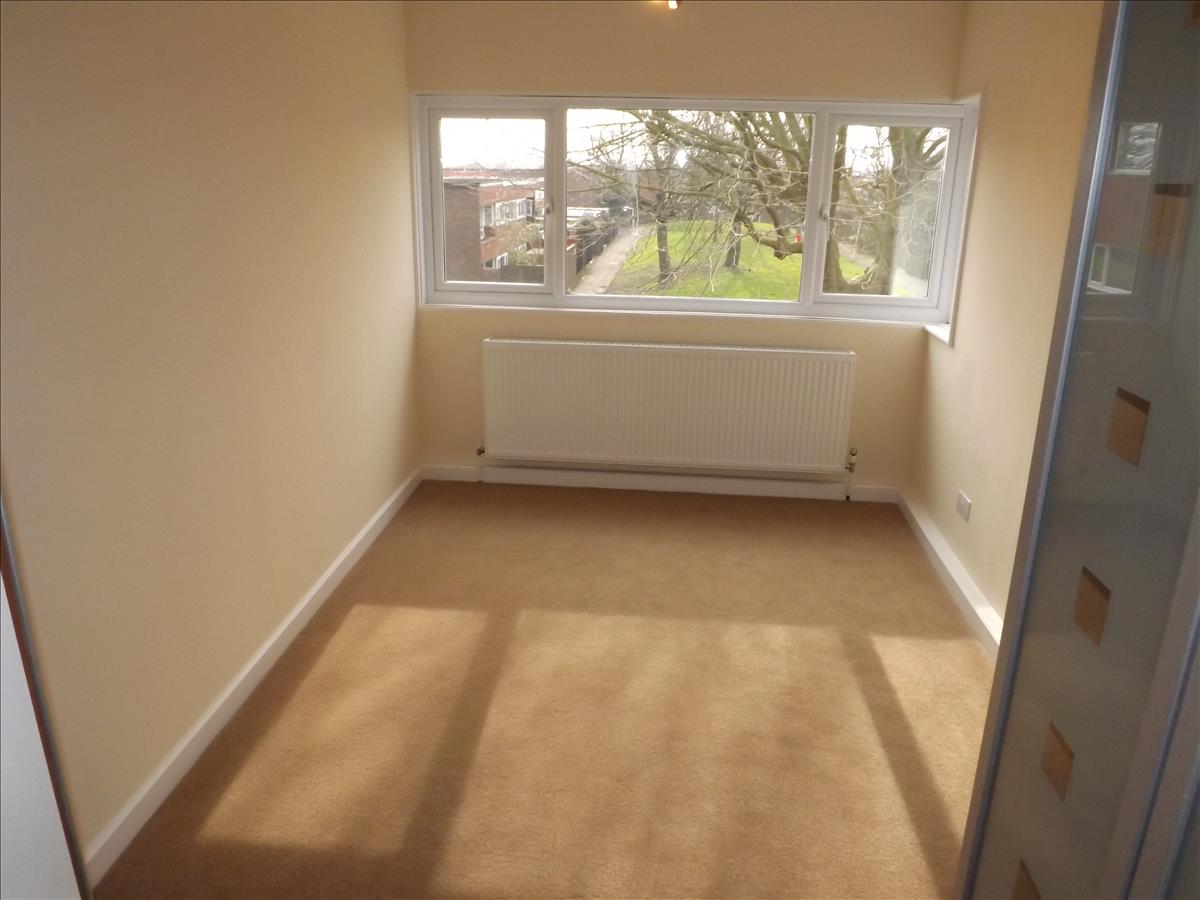 Property Image 668dee46-0ec0-40d2-94b8-21d311df1c18