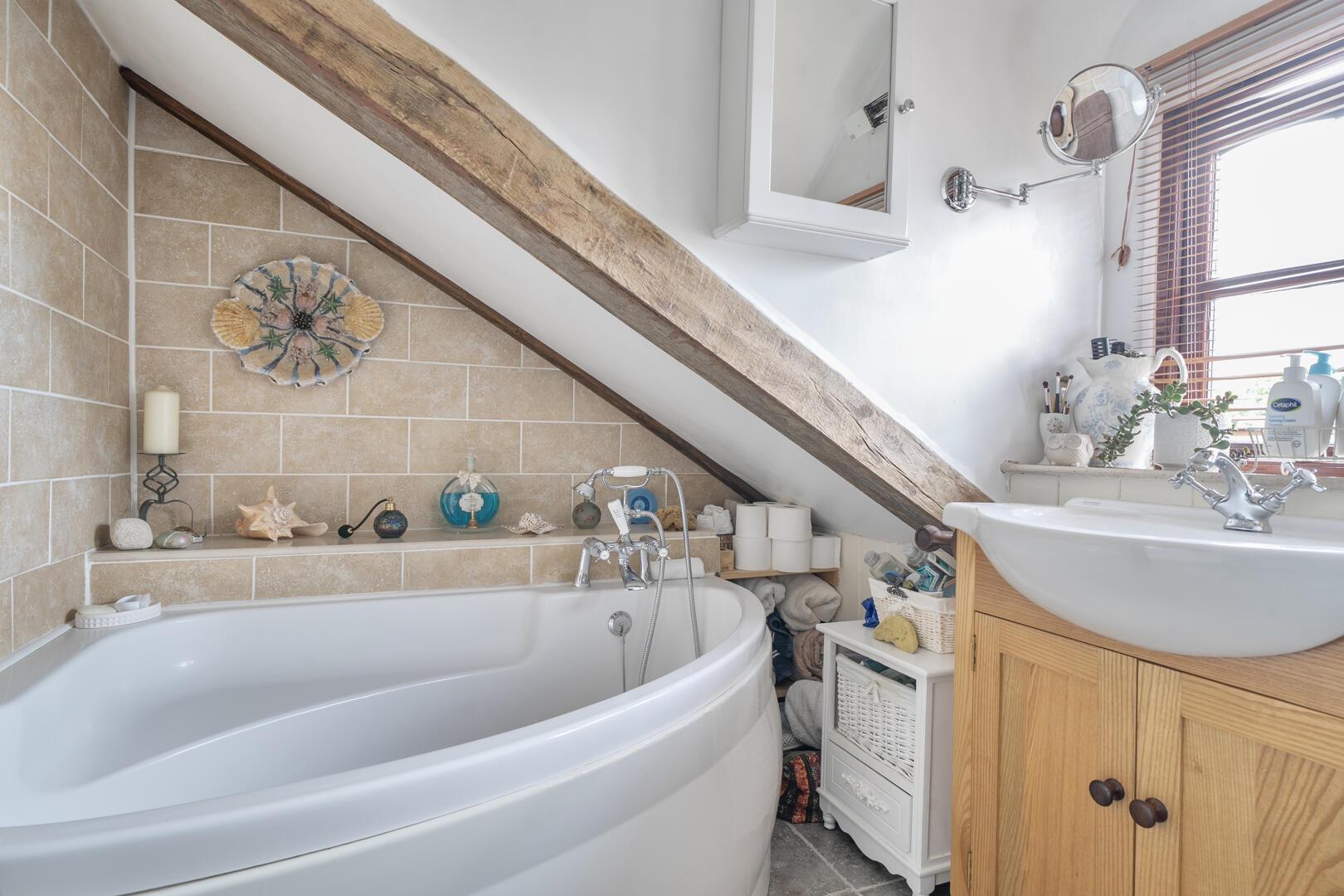 Property Image 66a4ea3a-c3d1-48d7-9bb6-3ecca4fead90