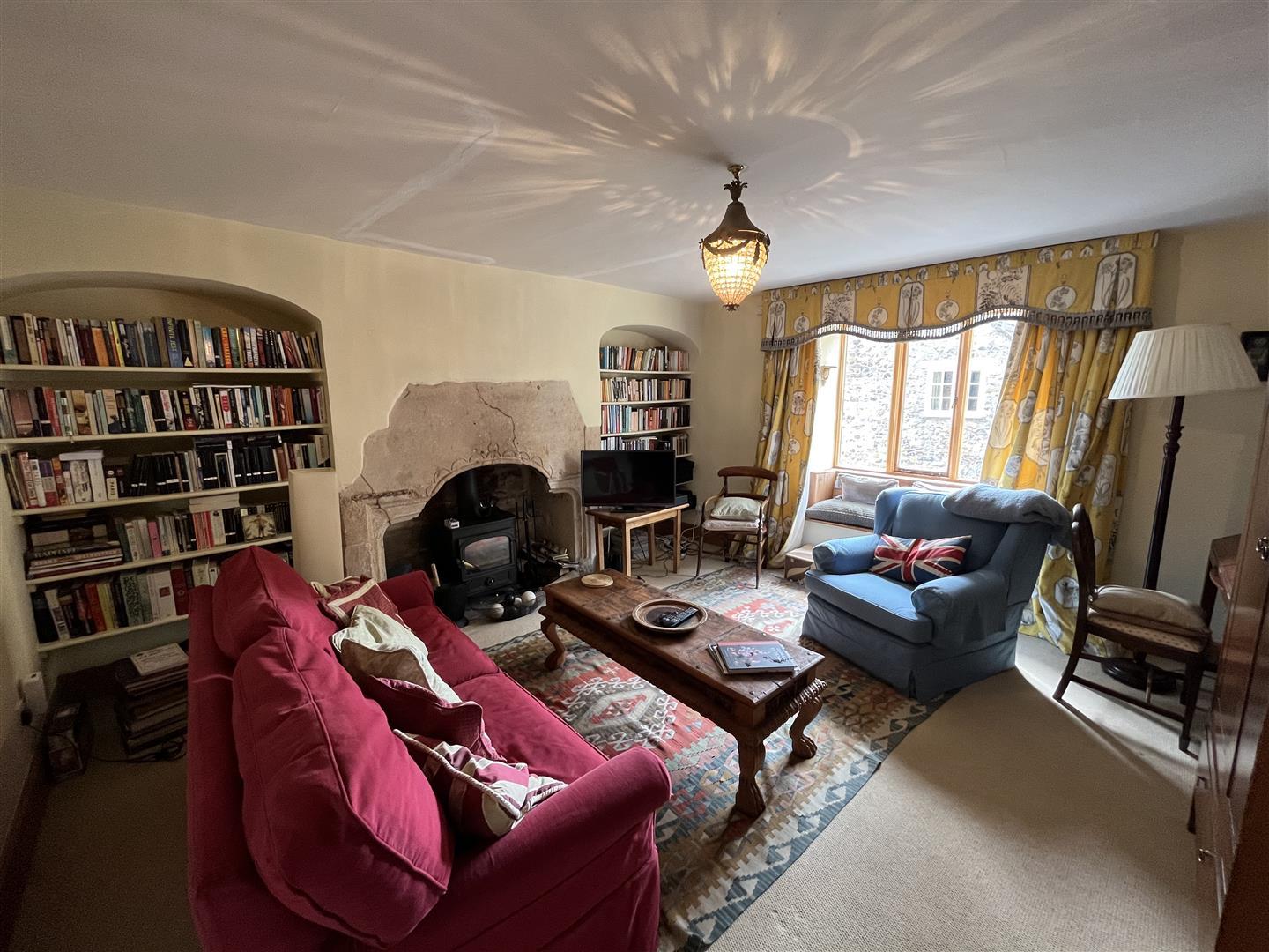 Property Image 66b43969-eb91-43e7-8117-bad287333340
