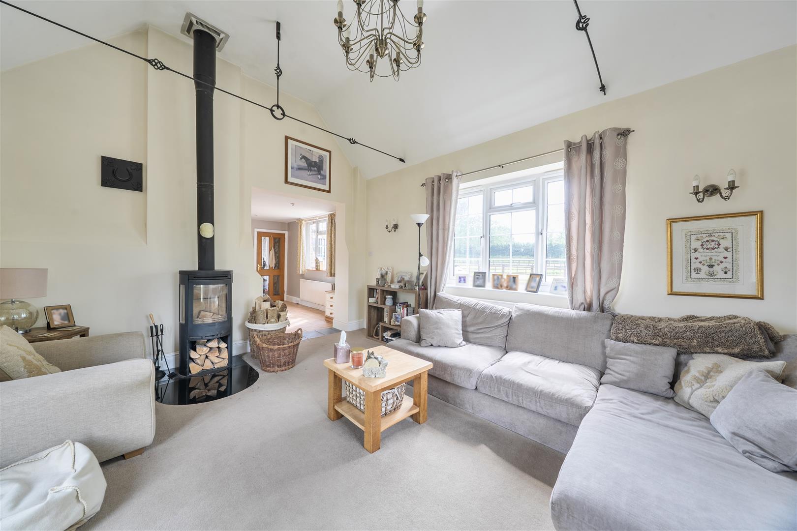 Property Image 66b857a3-8c8d-4f53-9601-5bd21bc9460d