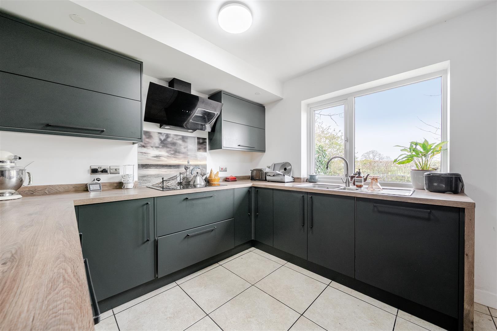 Property Image 66bb8fa9-df3e-46dd-8283-cc48e458e8f9