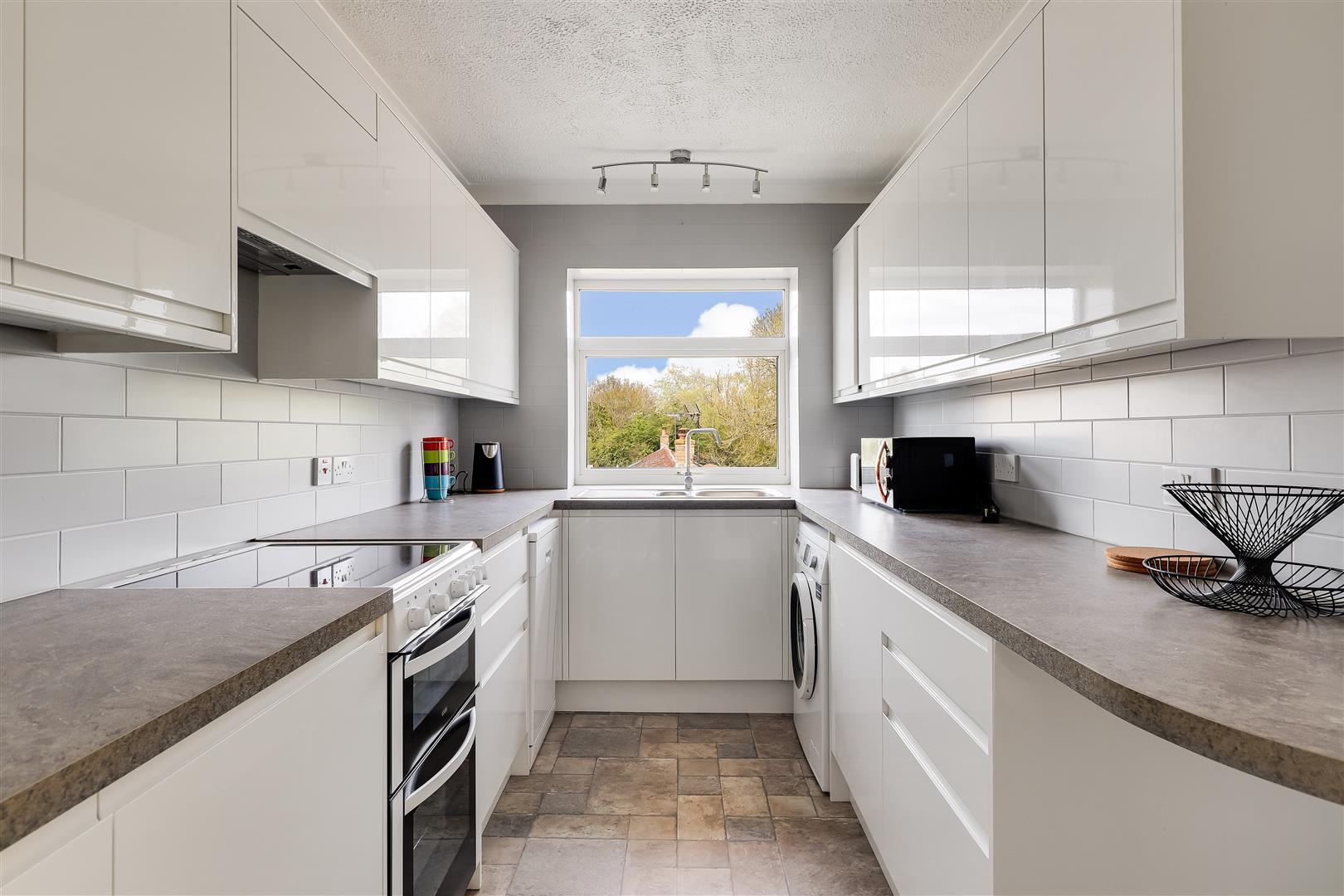 Property Image 66bd72c6-9ef7-4df7-9e1d-2df2e0007ce1