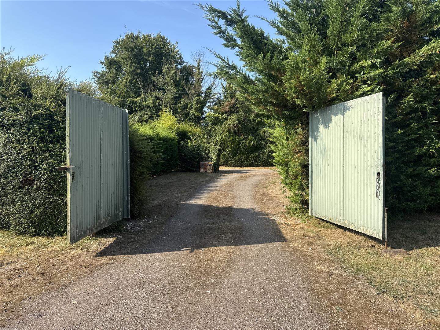 Property Image 66db27bd-6a13-4387-84e1-debe468638c0