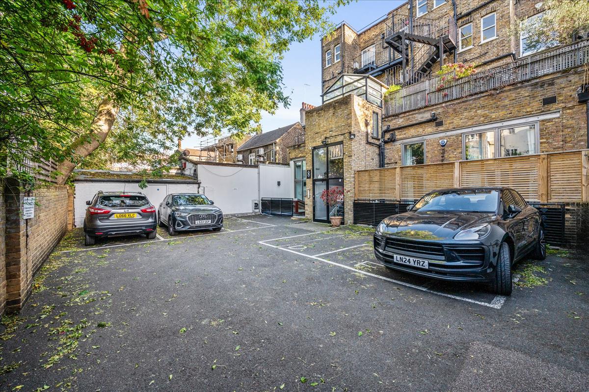 Property Image 66e93c0e-b4e5-4a1e-8ce3-81807baa84c1