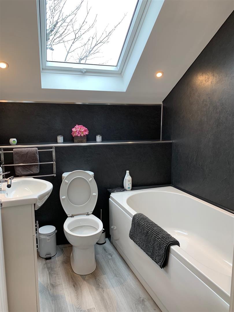Property Image 66efd790-3758-4f6b-8965-b0a632e1d3a2