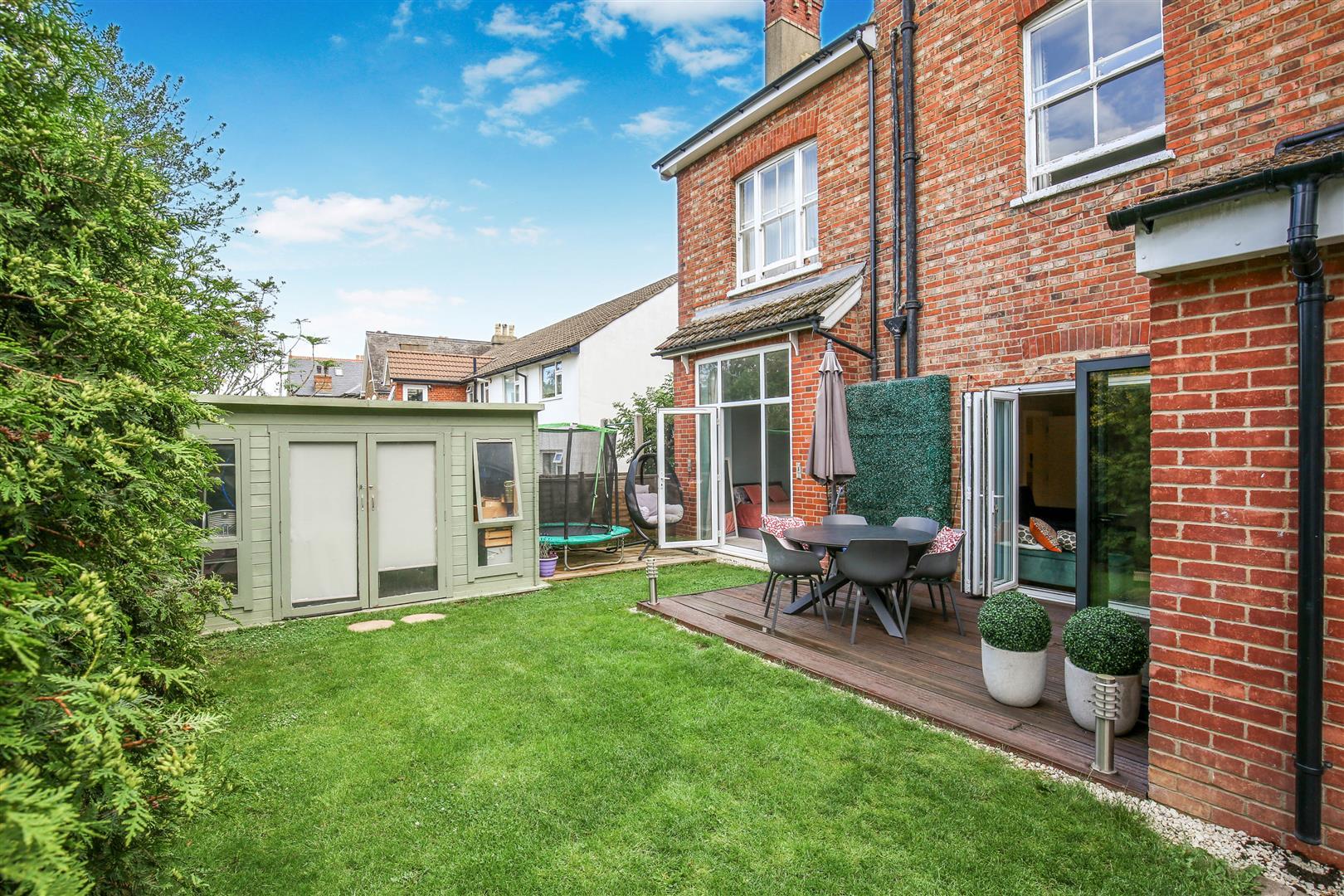 Property Image 6708681c-5610-4920-966c-9609fa05a133