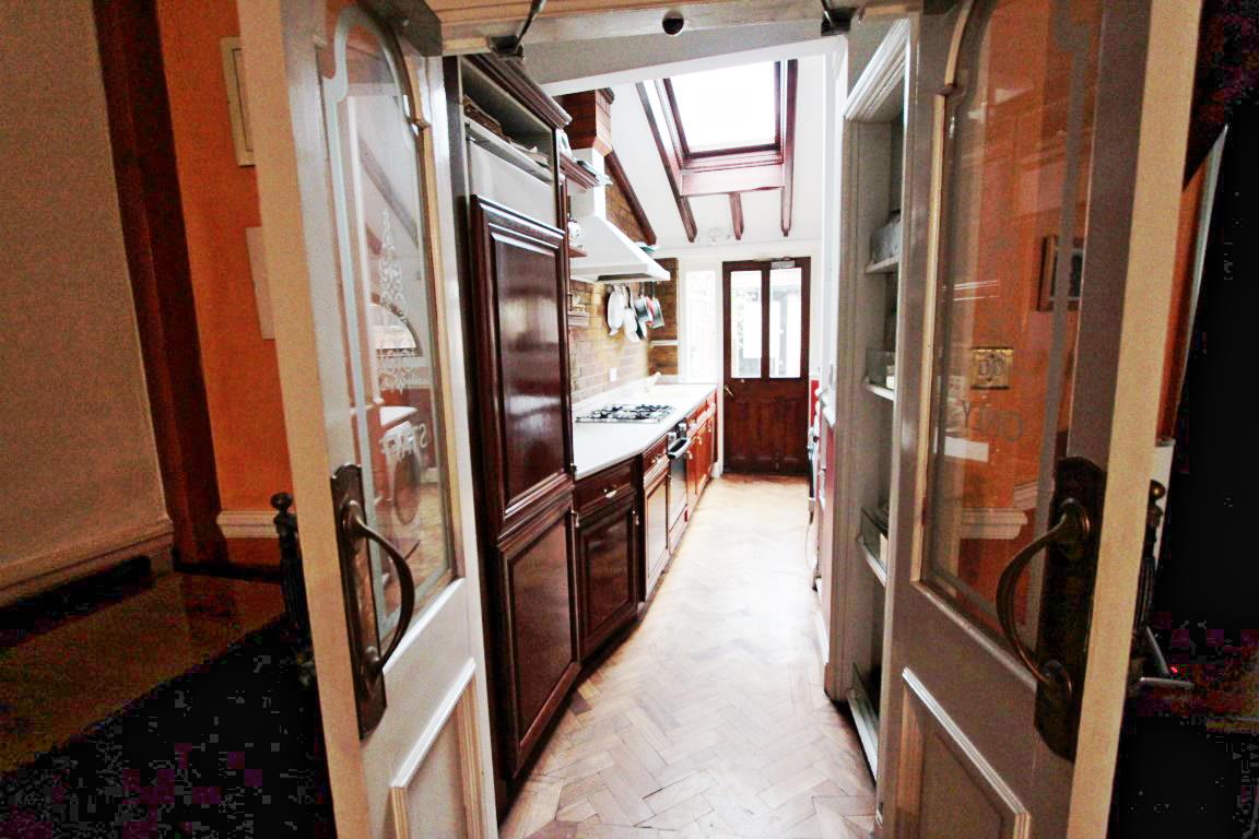 Property Image 670ac9f1-6378-43cb-9a36-c6a249bbc7b8