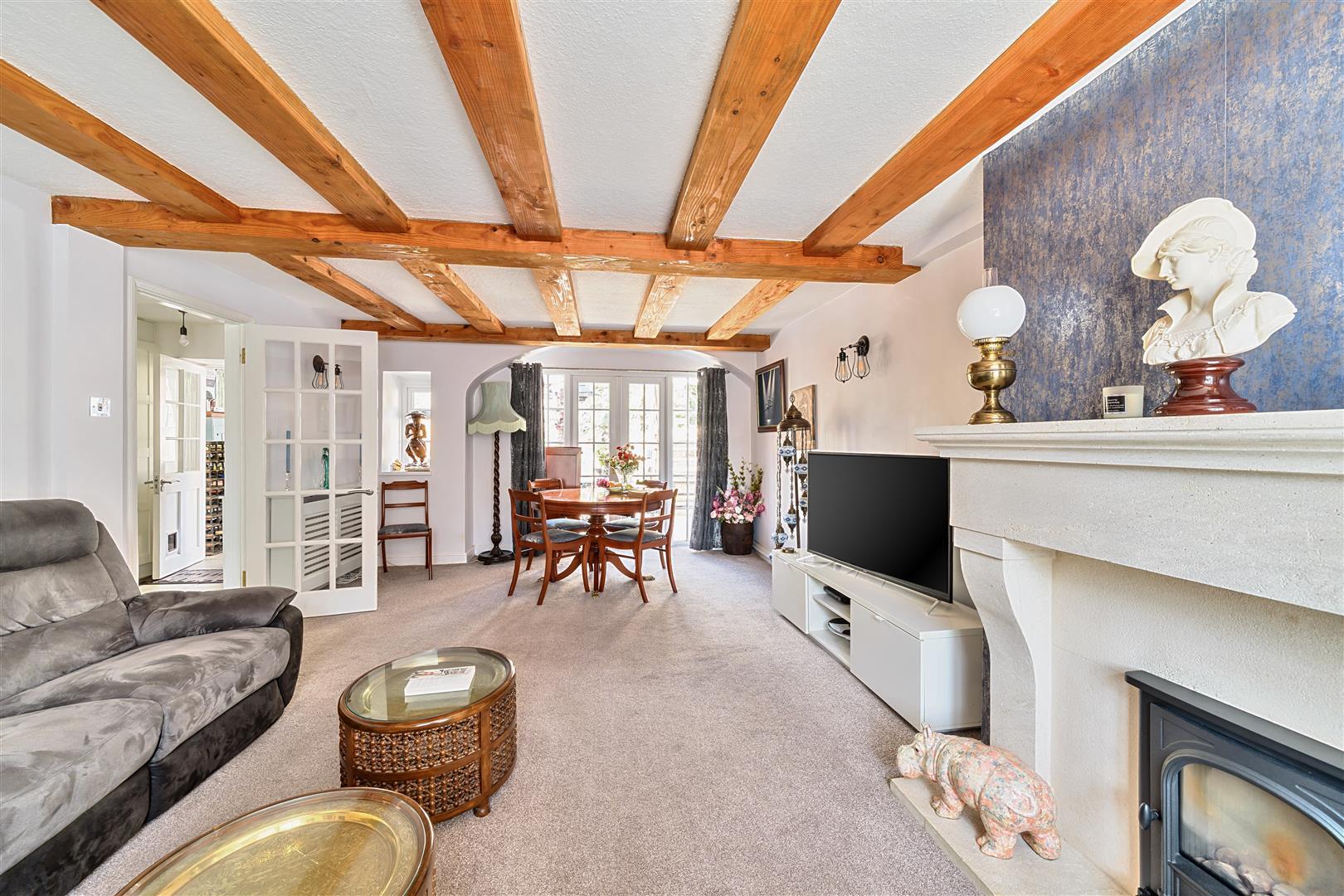Property Image 670b31b0-3e3d-4a6f-85a8-557b02d32045