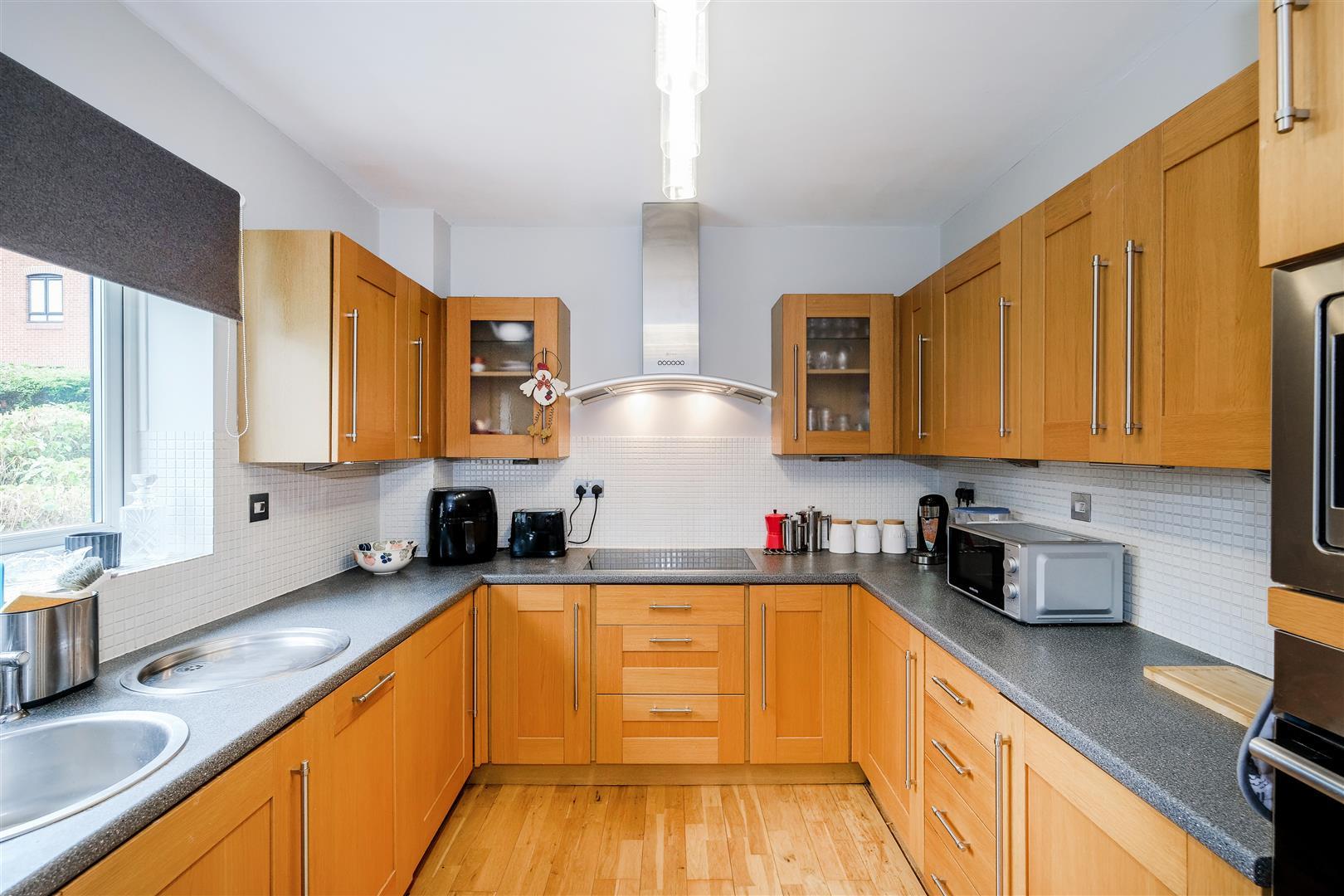 Property Image 67116ba2-96c7-4627-b57b-7f064af369fd