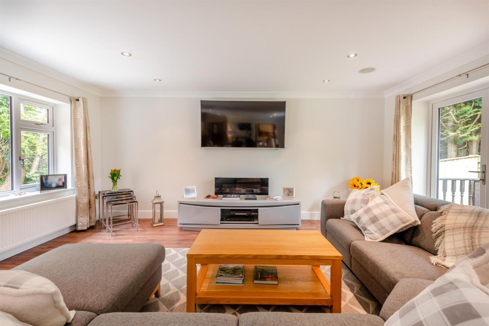 Property Image 6714a59f-f129-40de-a8af-0d4fa9b8d9ee