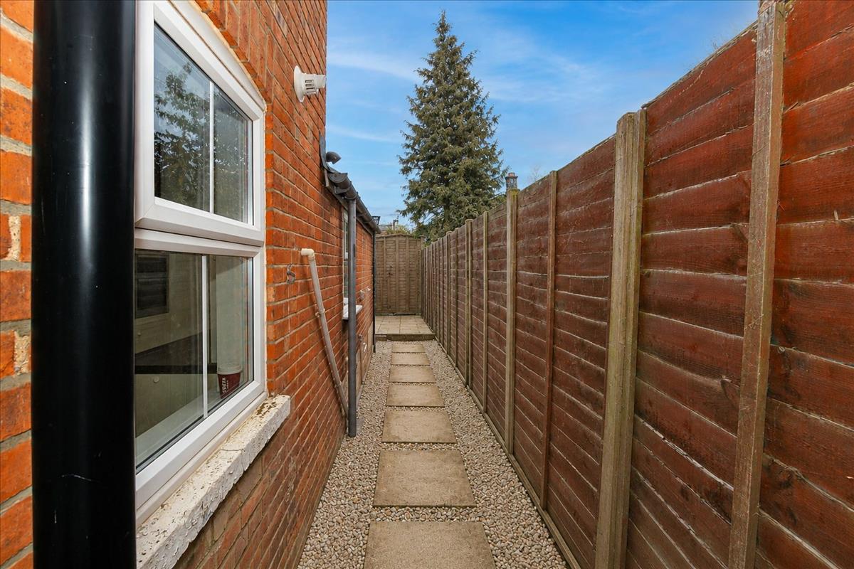 Property Image 671857b9-6c1c-435f-8cf5-9a062b49e6af