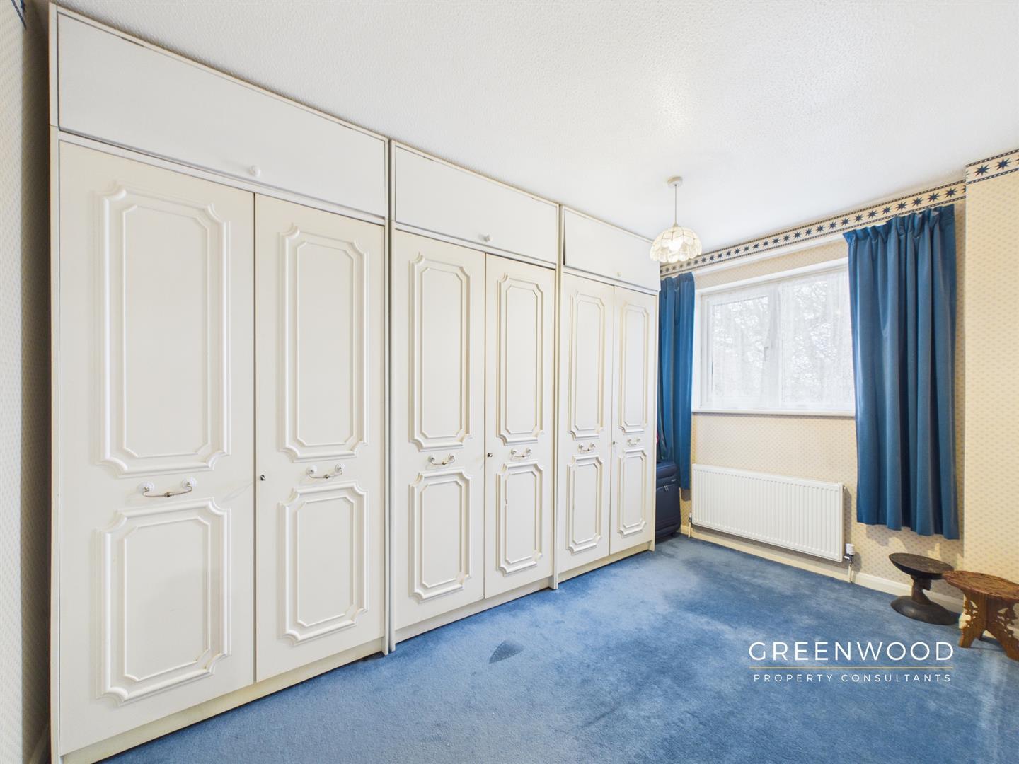 Property Image 6728e7f8-106b-45d5-909a-f94e81d2cfe1