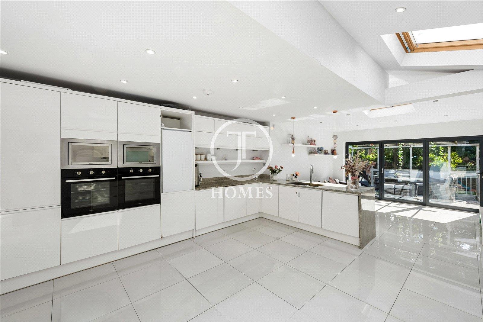 Property Image 673dc3d6-b4c9-4850-ab42-4554c2cb01b4