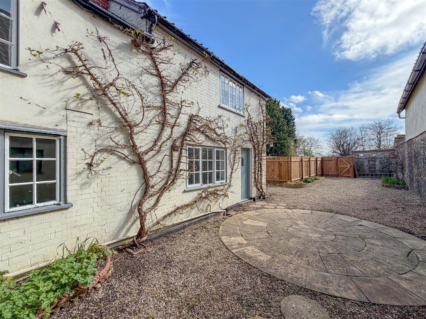 Property Image 674677f4-61e1-4a6f-8104-43d9b5cf586c