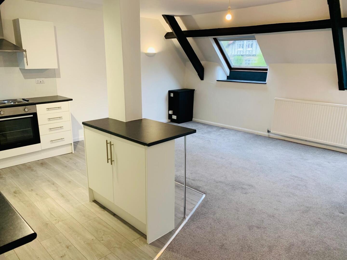 Property Image 674d74cf-34fb-41cb-8c94-3c558f33d03f