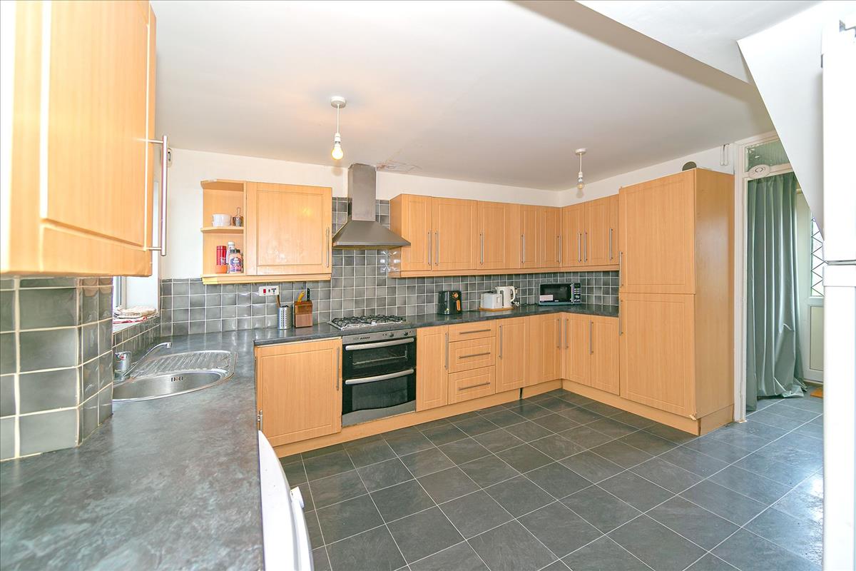 Property Image 676260ba-0aeb-4bce-a058-6eecc497a7f9