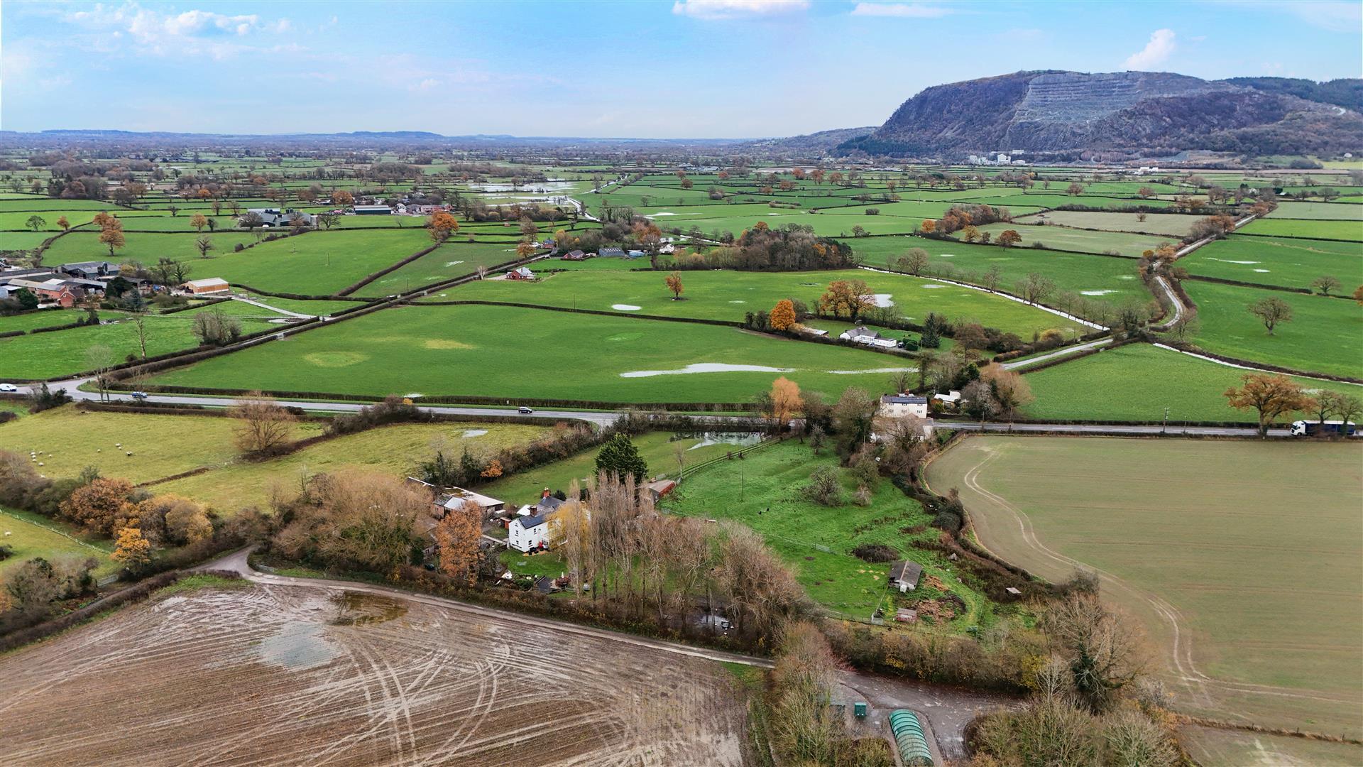 Property Image 676608ae-b5b2-4fa5-b3cf-33a86e353bb0