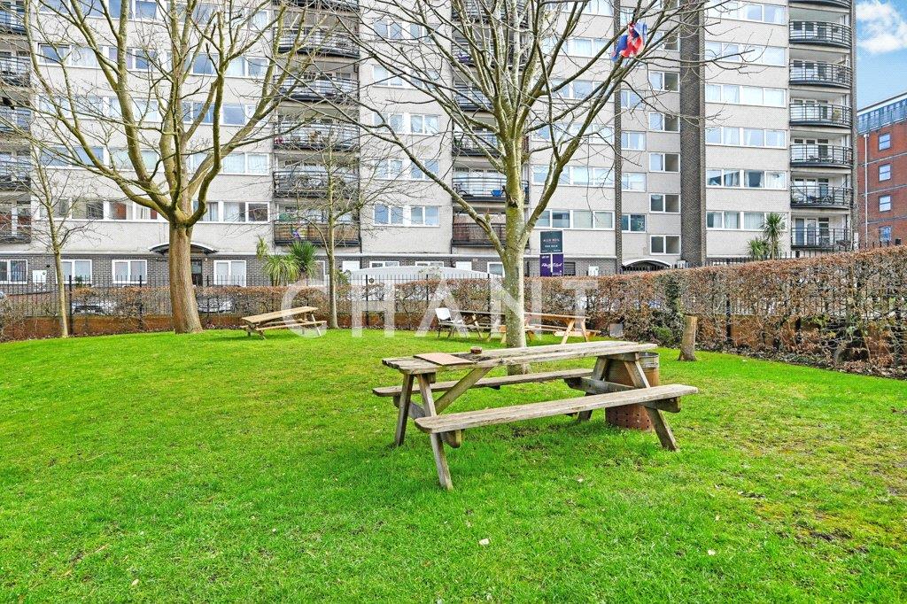 Property Image 677120cb-c845-4f18-af4d-4734c883a0e4