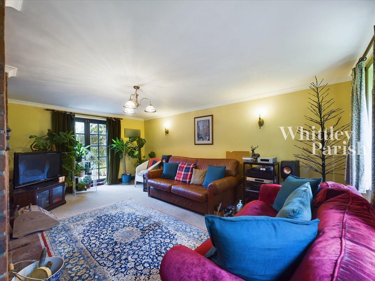 Property Image 677192cb-05cf-4294-908b-4fbc3c27144a