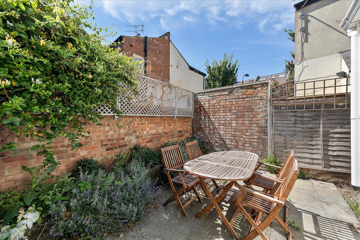 Property Image 67725921-bf24-4937-a3e7-e797d2199c41
