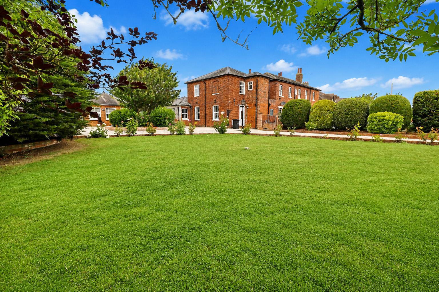 Property Image 6777bced-1584-4049-bf5b-bcdc7731f5db