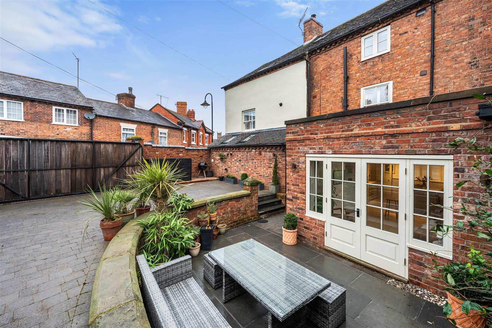 Property Image 67784f1e-31ac-41b8-8c83-a178076312fc