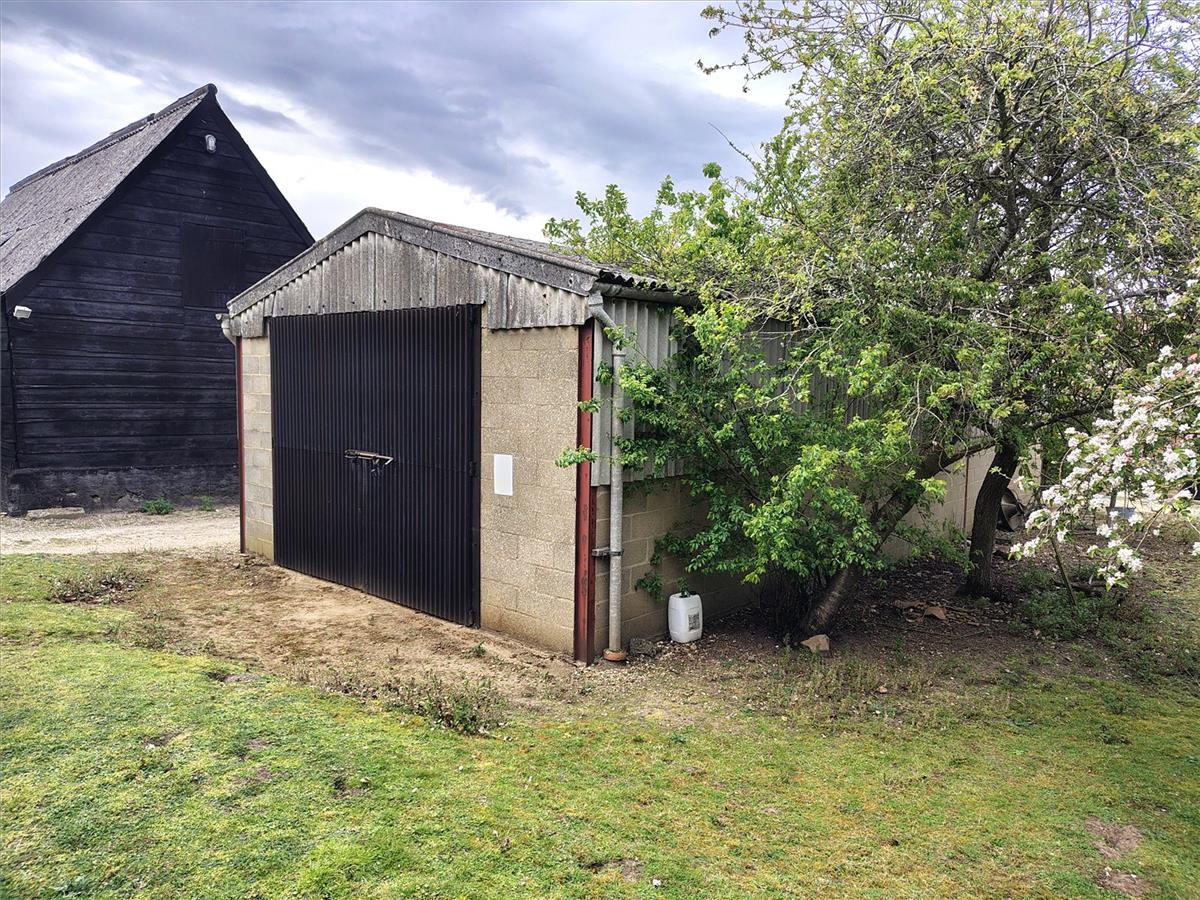 Property Image 67800aa5-7e05-4f46-a0d6-42bca8fcccab