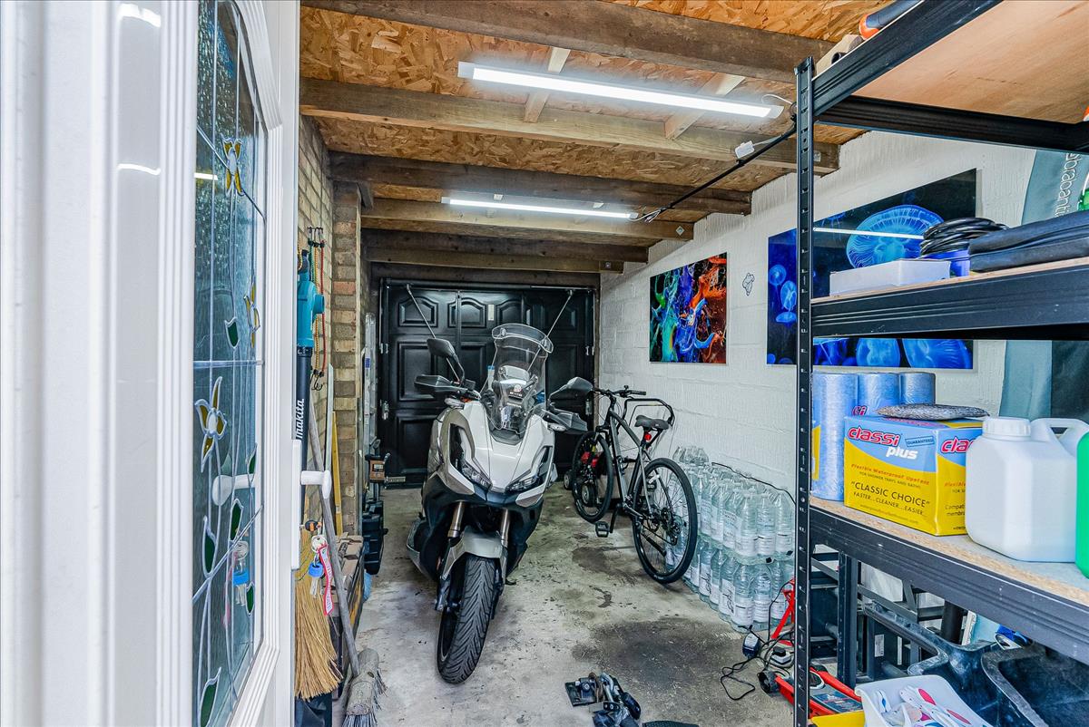 Property Image 67979174-f1fc-4899-9a90-a651623e7232