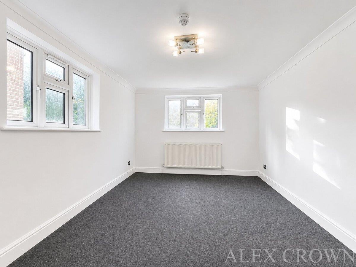 Property Image 67c312fb-f69b-4658-b424-712d44002ffe