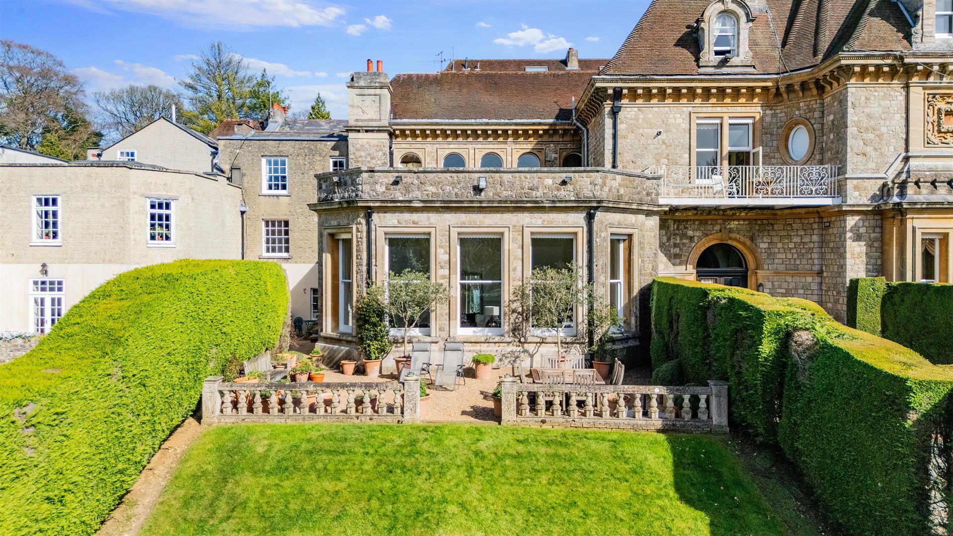 Property Image 67e462ee-def0-4da9-9584-f30019233914