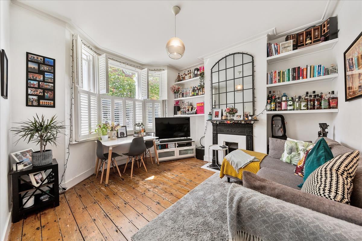 Property Image 67f28d05-887b-46ac-8aee-095b51841e31