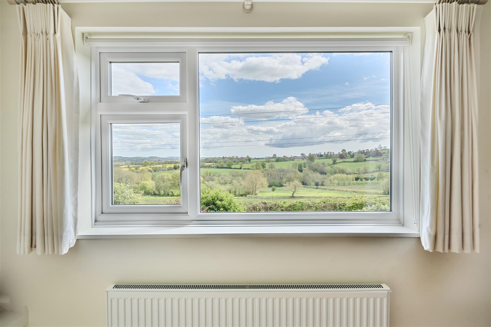 Property Image 67fc7d78-f288-4bd8-8917-ad95b3c441f6