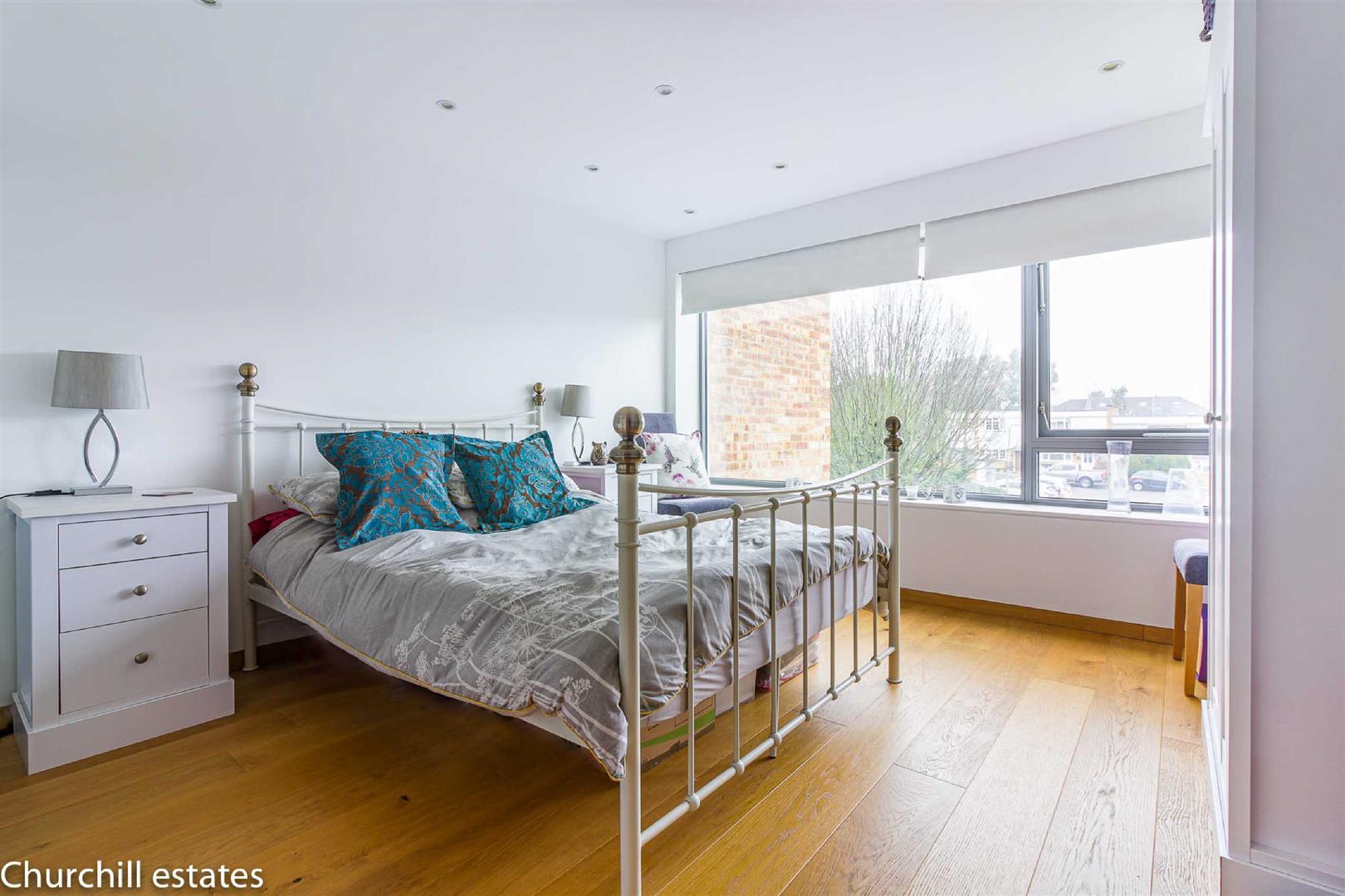 Property Image 680bbef7-a34e-4425-8fc7-59270732017c