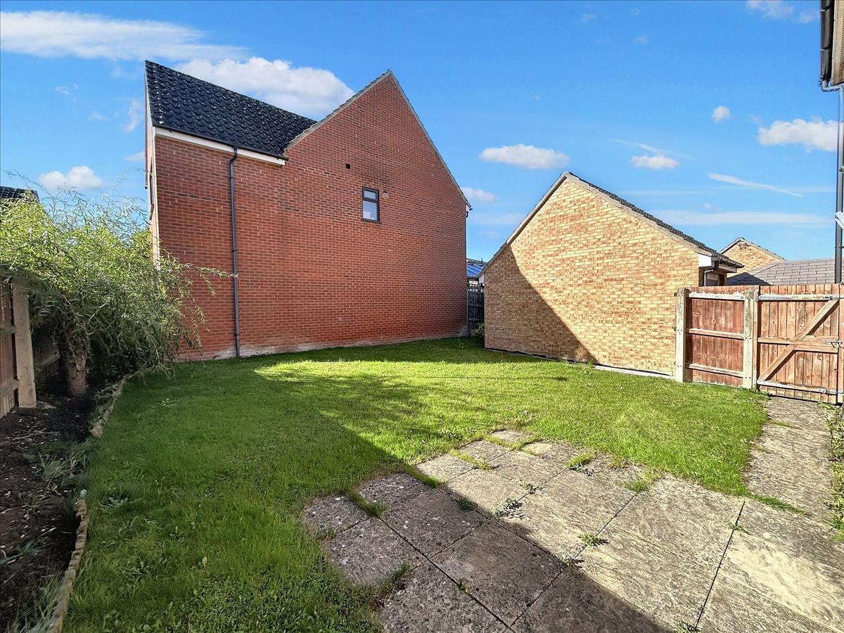 Property Image 681d91c1-44e2-41de-a5e7-965c9523c88c