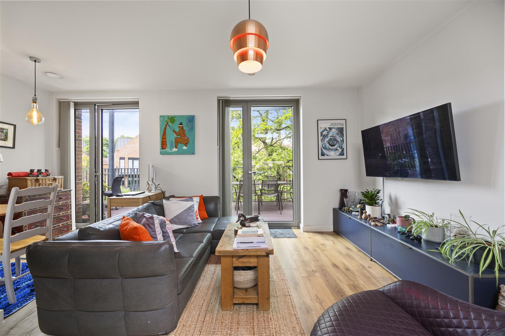 Property Image 68210f86-c029-4d83-b9c8-ff3d2f571230