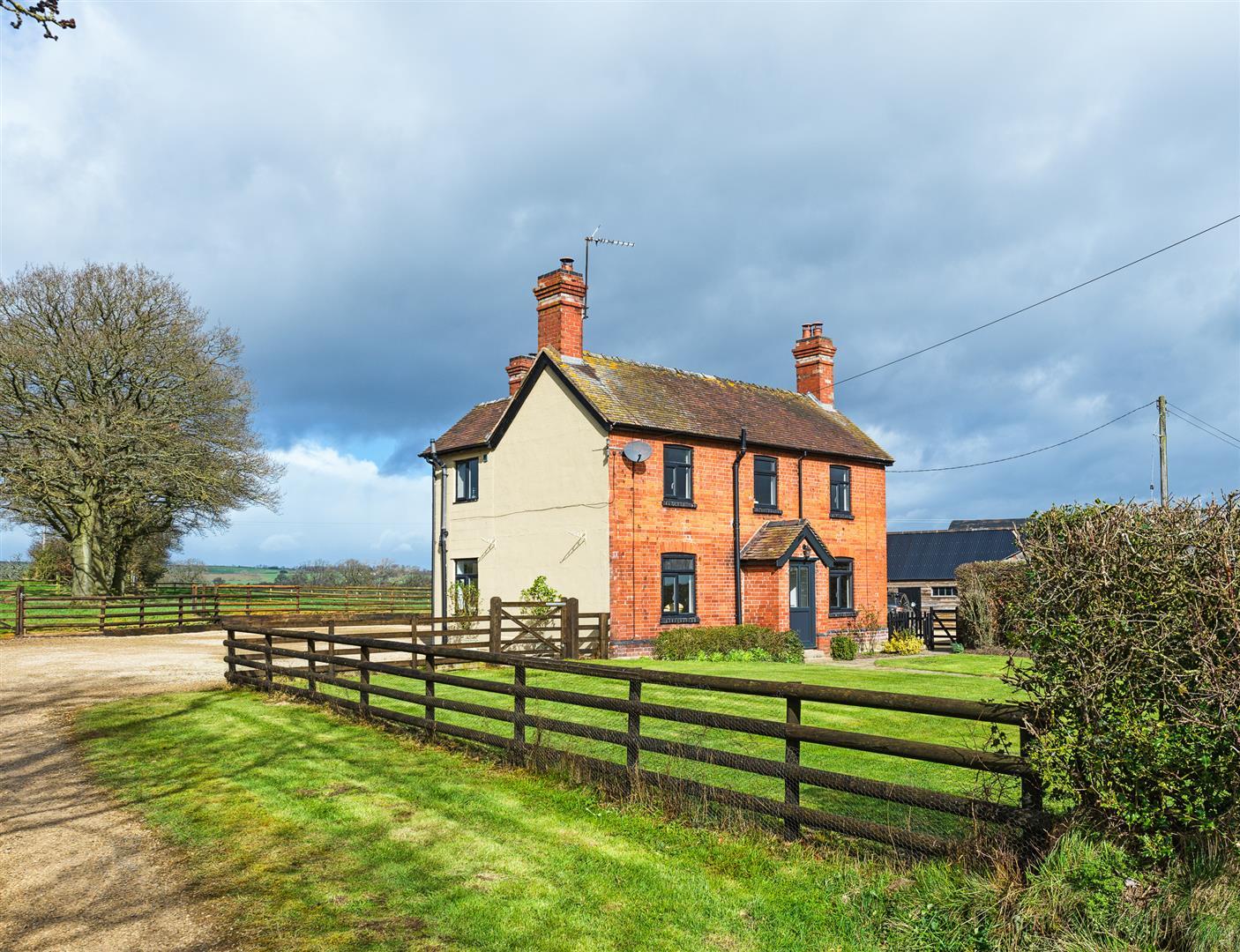 Property Image 6822aa16-7053-46eb-a4ce-56286b5a6620