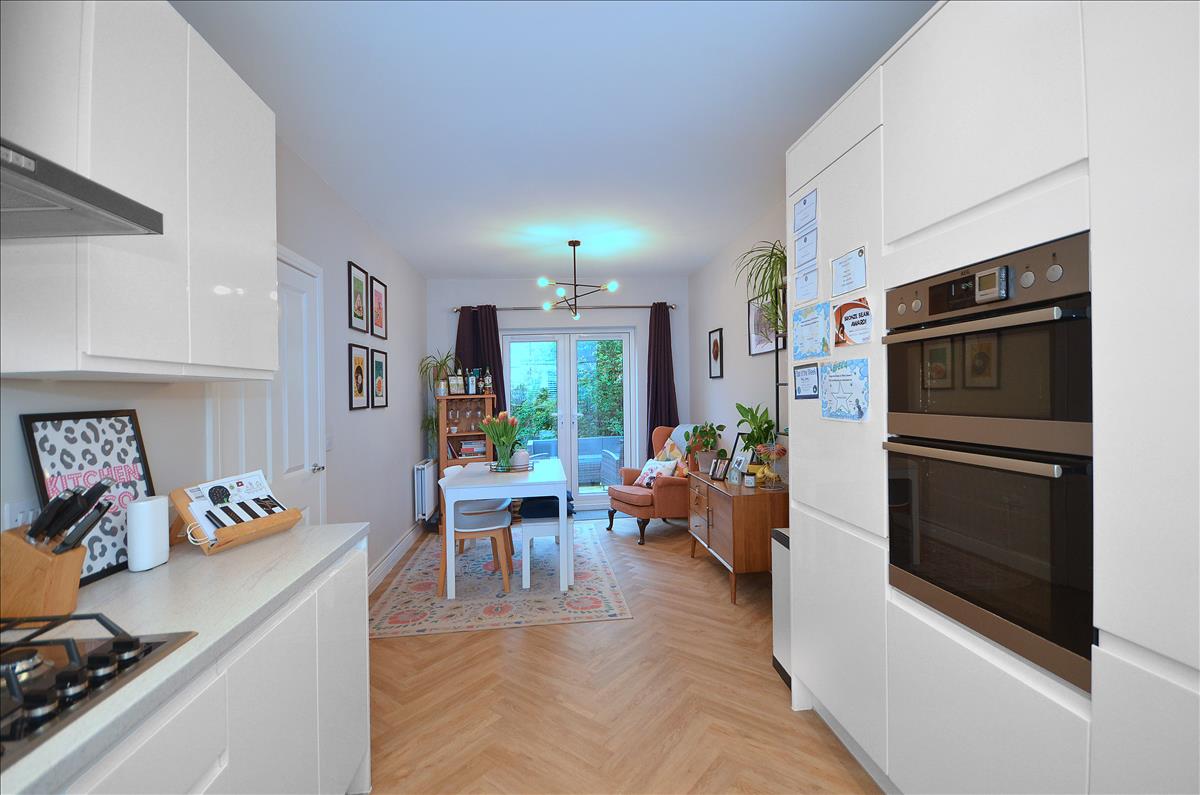 Property Image 6828a94d-36ab-4ec1-bbbd-ce754b7802ae