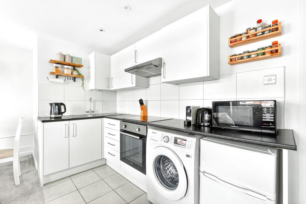 Property Image 682bb2da-ac40-49b6-9597-357942d18093