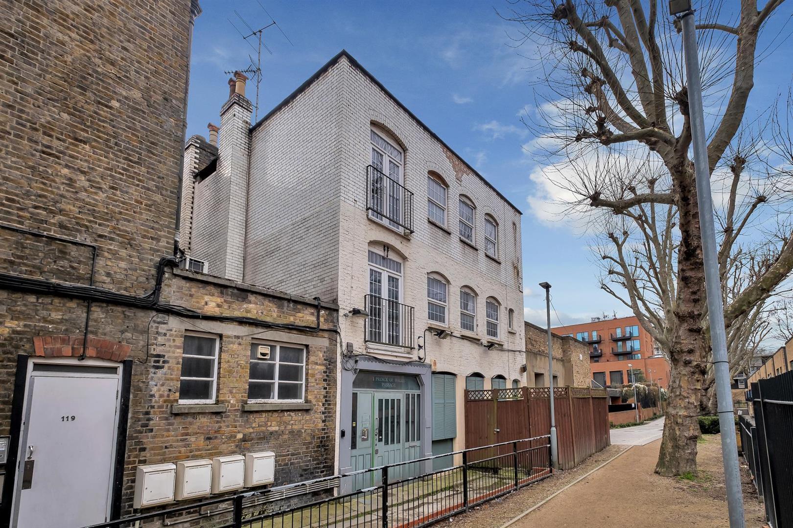 Property Image 682ddb1f-8208-4b56-a0b7-fbe717dbb6bd