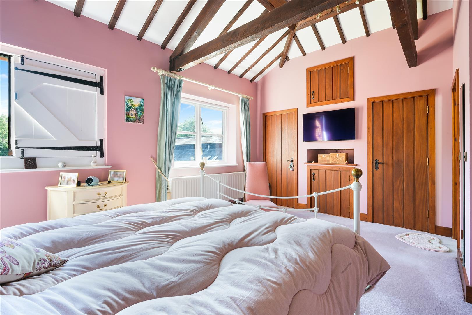 Property Image 6841504f-d8b9-4439-be4b-71fbf4618685