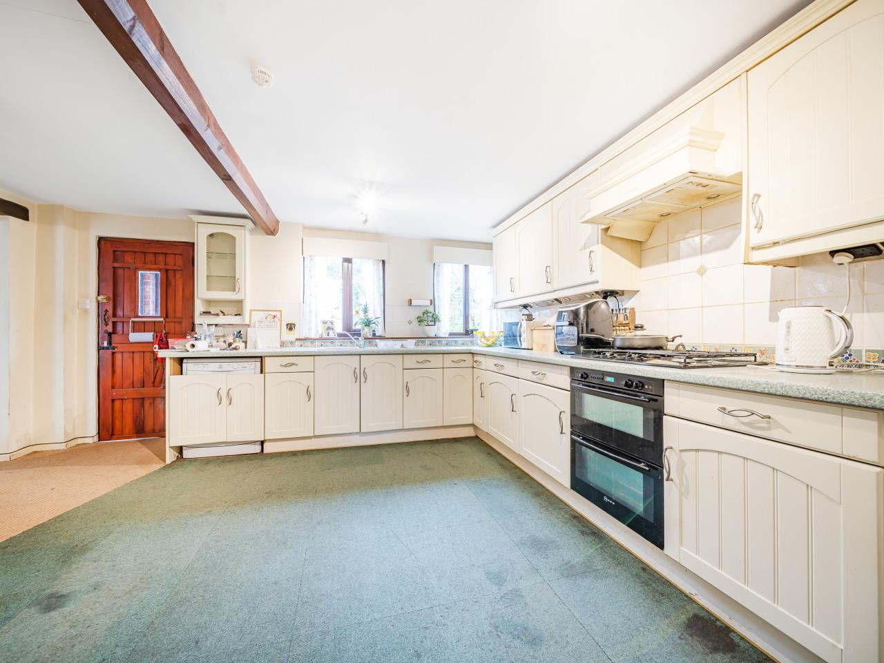Property Image 684af4cb-7e29-4331-821e-996c56b568ba