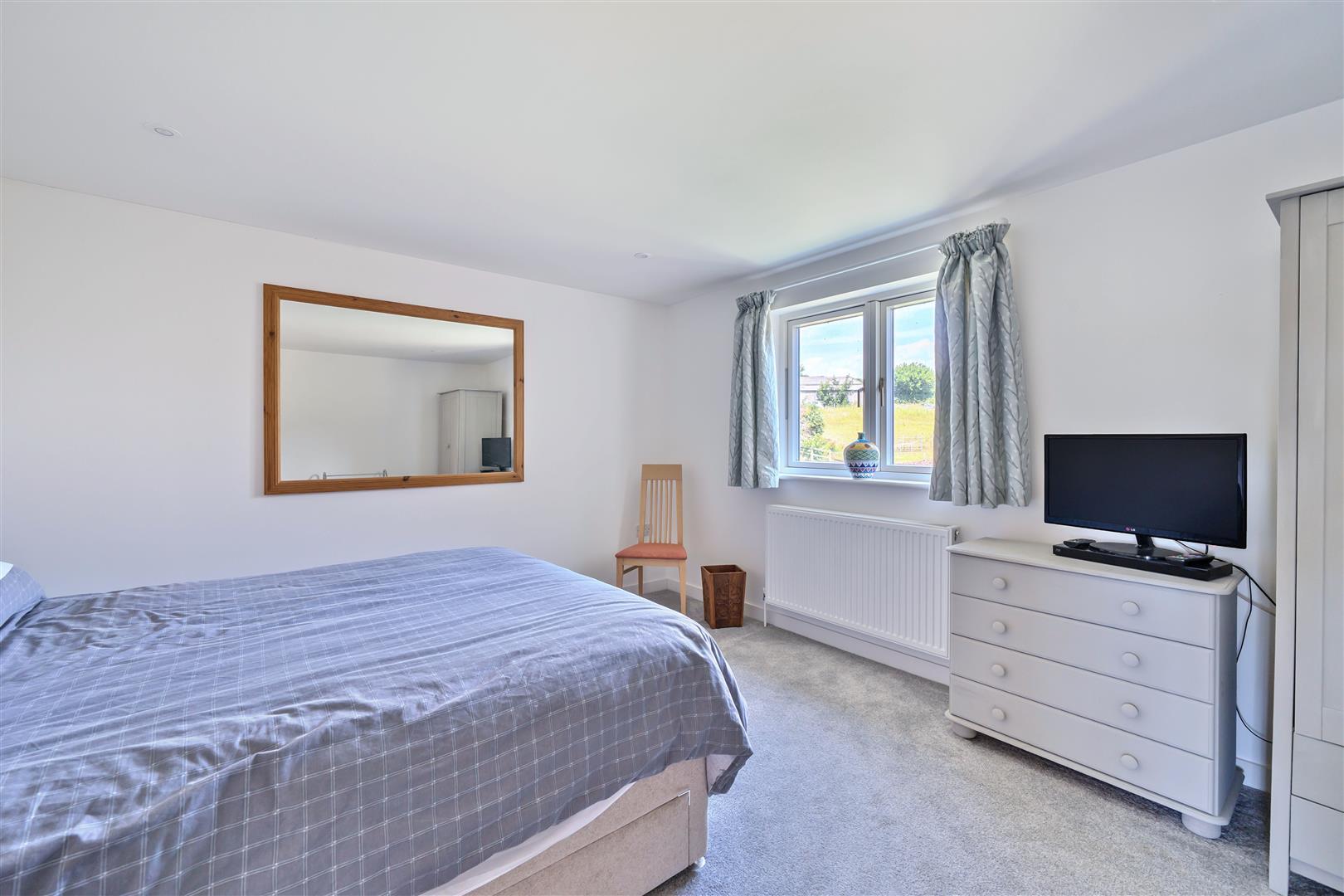 Property Image 68500fdc-590f-4adc-8715-c9f7422da692