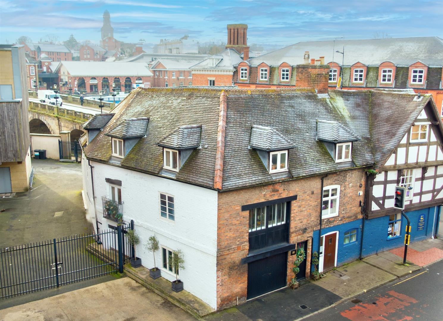 Property Image 6852e13f-e37c-4756-9efb-60d56e221f3f
