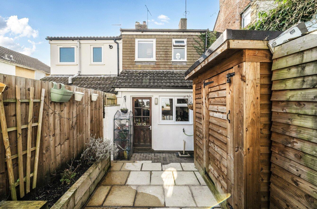 Property Image 686362bf-8216-44f1-93f1-13cc957253ea