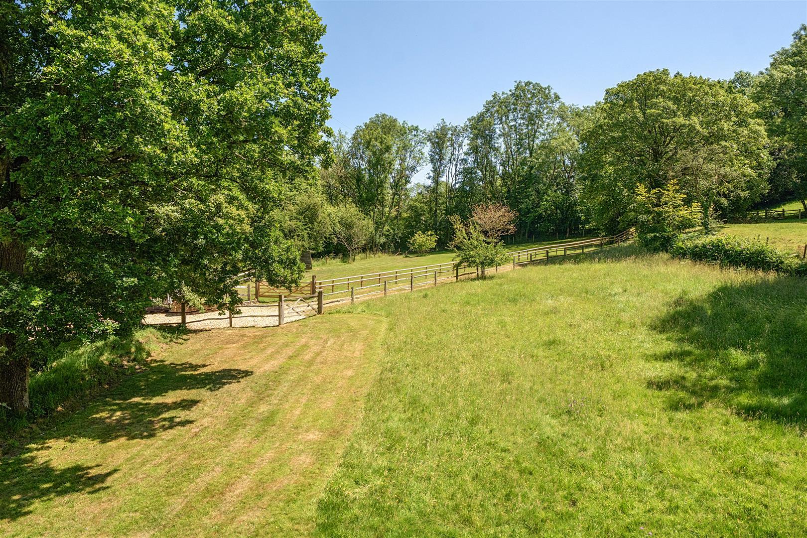 Property Image 68645e88-d584-4a35-a4d9-e4c18f13139f