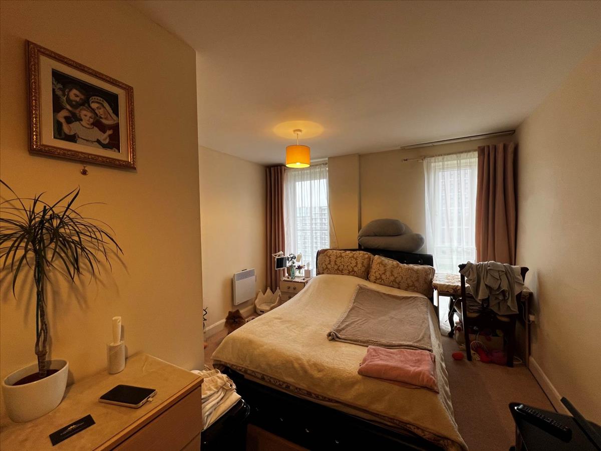 Property Image 68717327-e819-4f6b-8cfc-998df922d62b